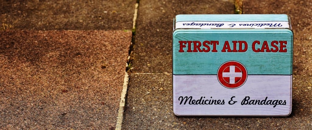 how to stay healthy while traveling - keep a first aid kit